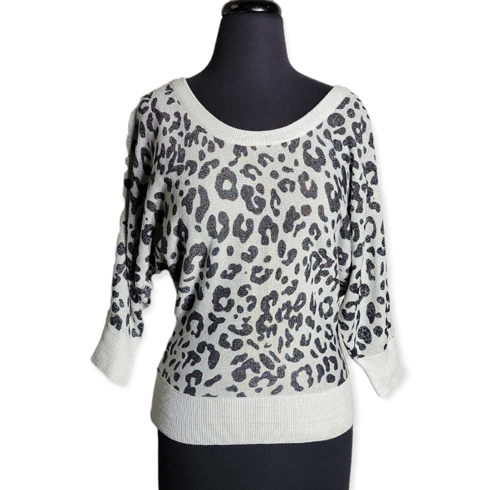 XOXO scoop neck shimmering leopard print dolman sleeve sweater size XS